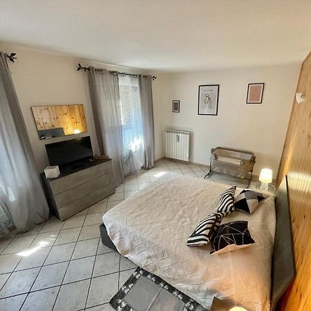 La Torre Apartment Arnad Екстериор снимка